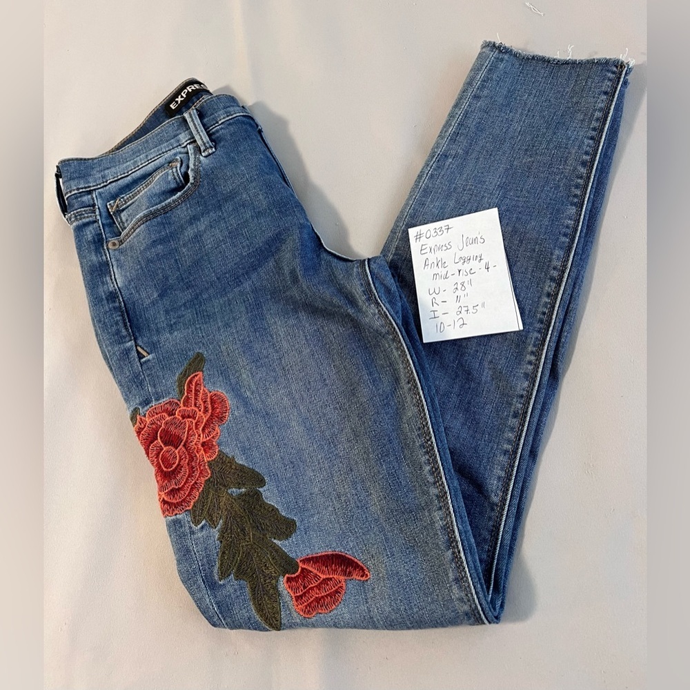 EXPRESS Jeans Ankle Legging Mid Rise Women’s size 4 flower embroidery Out Hem - Picture 9 of 9